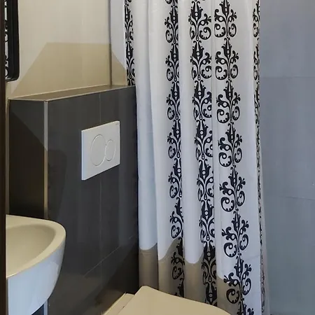 Radomianka Goscinne * Ustronie Morskie